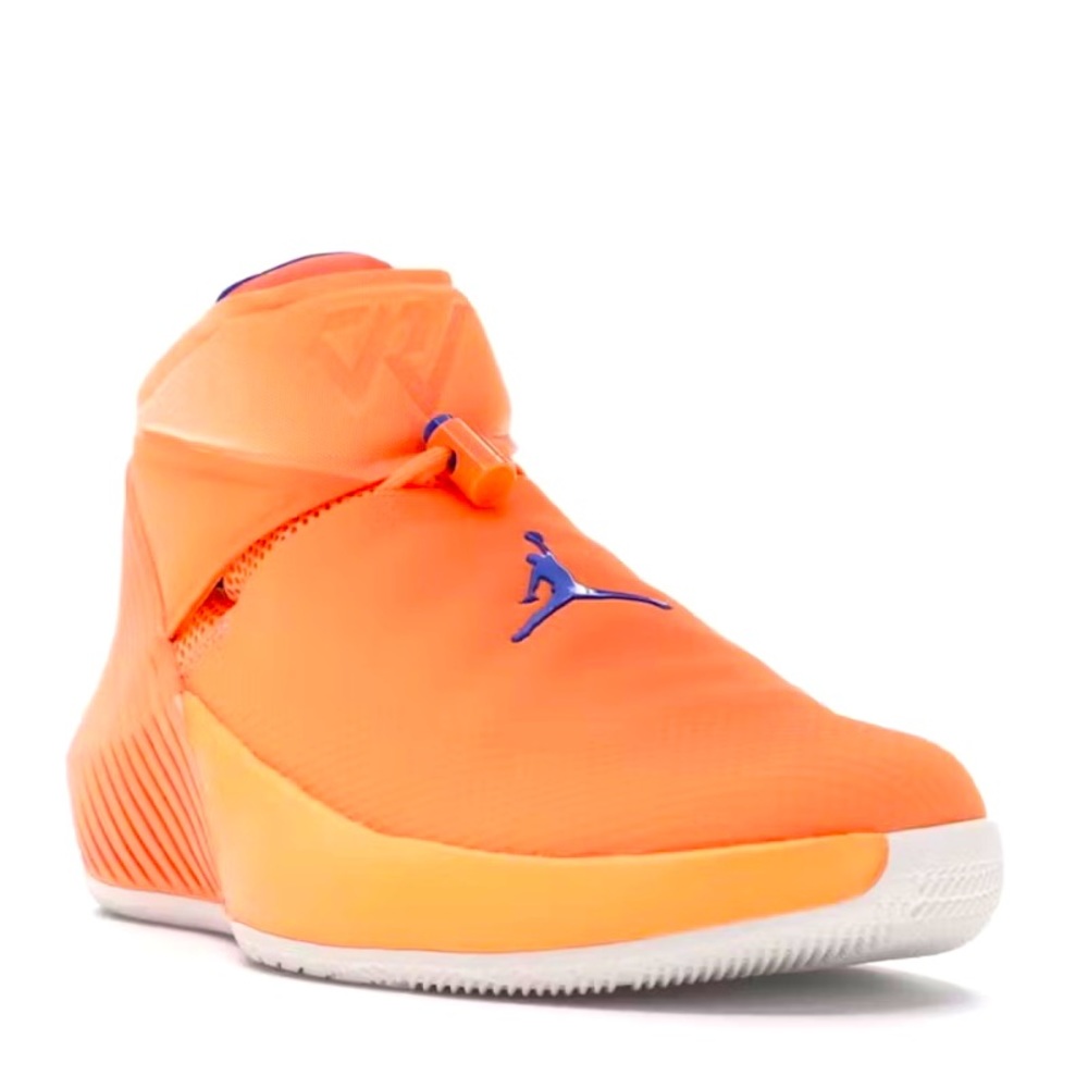 Like-new Jordan Why Not Zer0.1 sneakers - fits womens sz 8-8.5